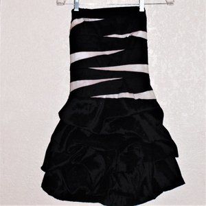 Let's Fashion Black& White Formal Dress  Xs